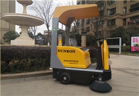 電動掃地車清掃落葉有效率 電動掃地車清掃落葉有效率