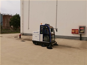 正確使用電動清掃車的方法技巧 正確使用電動清掃車的方法技巧