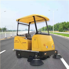  遼寧高校咨詢采購(gòu)1800電動(dòng)掃地車(chē)