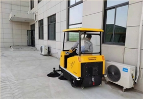 路面清掃車 路面清掃車