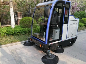 電動(dòng)掃地機(jī)被越來(lái)越多的物業(yè)客戶認(rèn)可 電動(dòng)掃地機(jī)被越來(lái)越多的物業(yè)客戶認(rèn)可