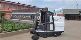 駕駛掃地機(jī)的清潔優(yōu)勢有哪些 駕駛掃地機(jī)的清潔優(yōu)勢有哪些