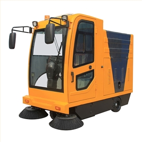駕駛式電瓶掃地機(jī) 駕駛式電瓶掃地機(jī)