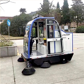 電動吸塵掃地車 電動吸塵掃地車