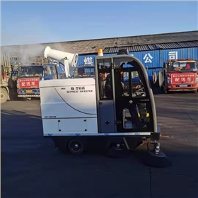  如何區(qū)分工業(yè)清掃車的品牌優(yōu)劣。