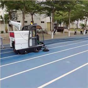 使用電動清掃車時需要注意的事項
