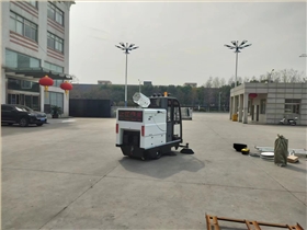 攪拌站必備！多功能清掃車助力除塵清潔