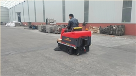 電動掃地車取代人工掃地是大勢所趨 電動掃地車取代人工掃地是大勢所趨