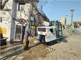 工廠清掃車價(jià)格揭秘：配置、型號(hào)和廠家的差異