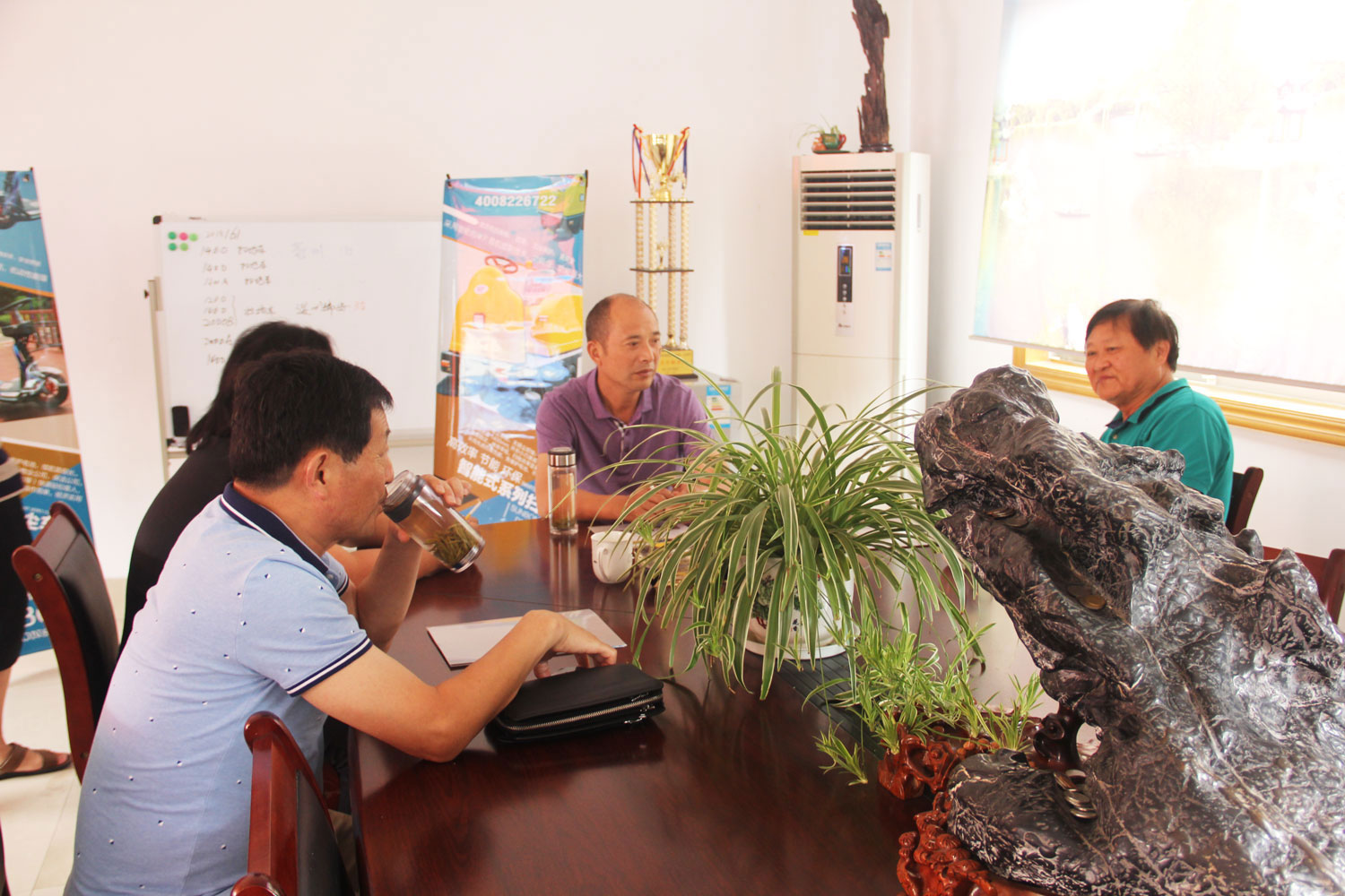 安徽客戶(hù)參觀工廠