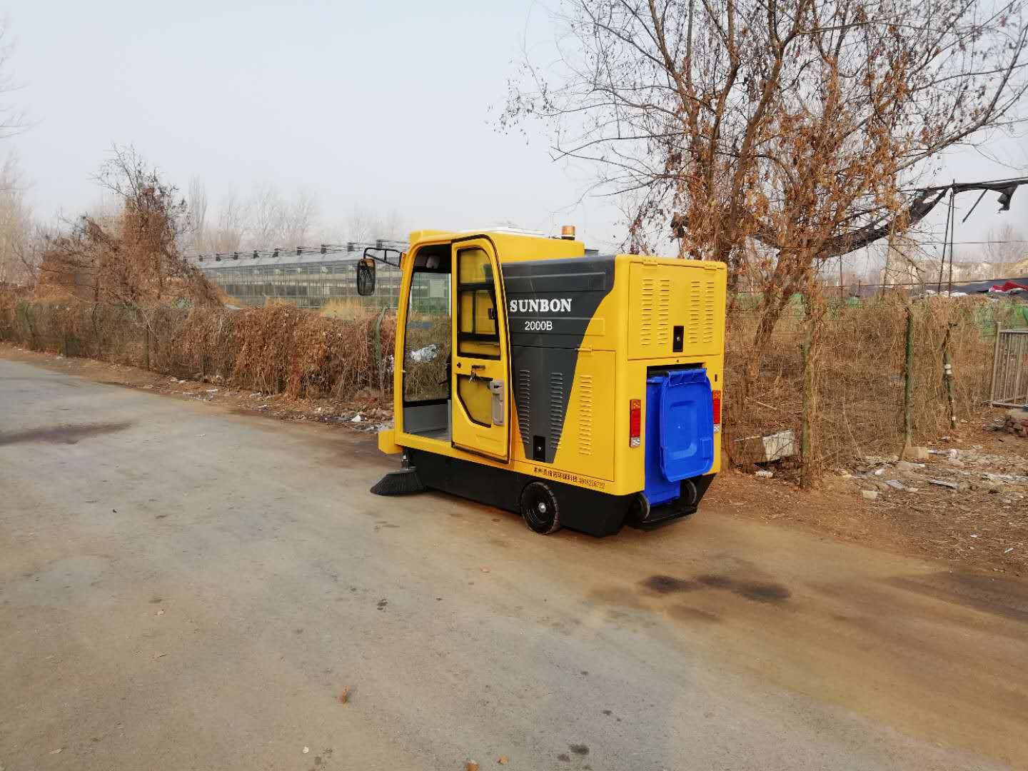 駕駛式電動(dòng)掃地車 駕駛式電動(dòng)掃地車