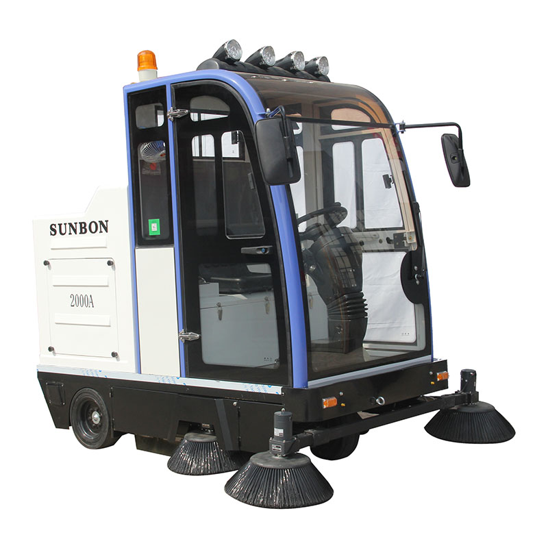 為什么物業(yè)小區(qū)都在采購小型掃地灑水車 為什么物業(yè)小區(qū)都在采購小型掃地灑水車