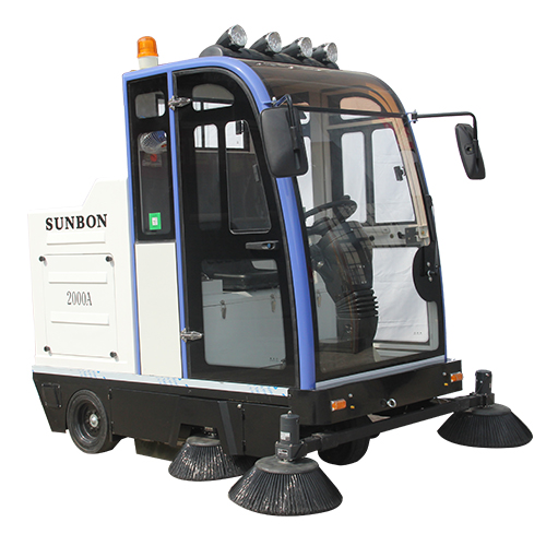 三輪電動(dòng)掃地車