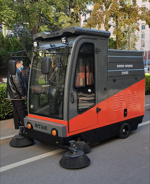 工業(yè)電動清掃車主要功能有哪些