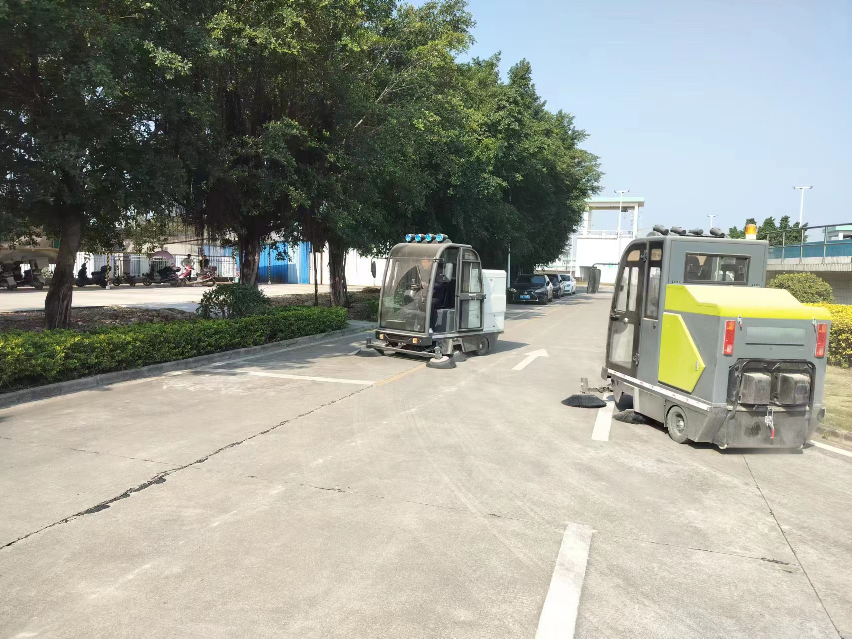 建筑工地路面清掃機(jī)：高效清潔與維護(hù)技巧