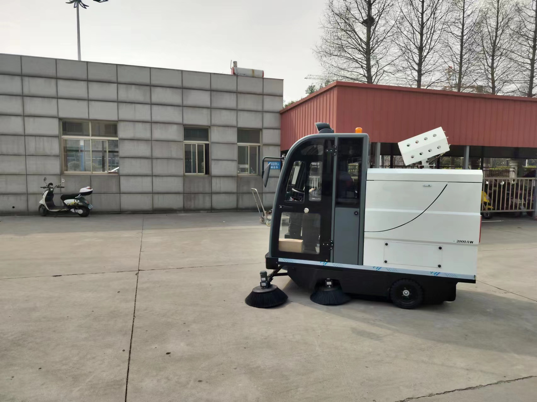 城市發(fā)展與經(jīng)濟進程:電動清掃車助力環(huán)境衛(wèi)生提升 城市發(fā)展與經(jīng)濟進程:電動清掃車助力環(huán)境衛(wèi)生提升