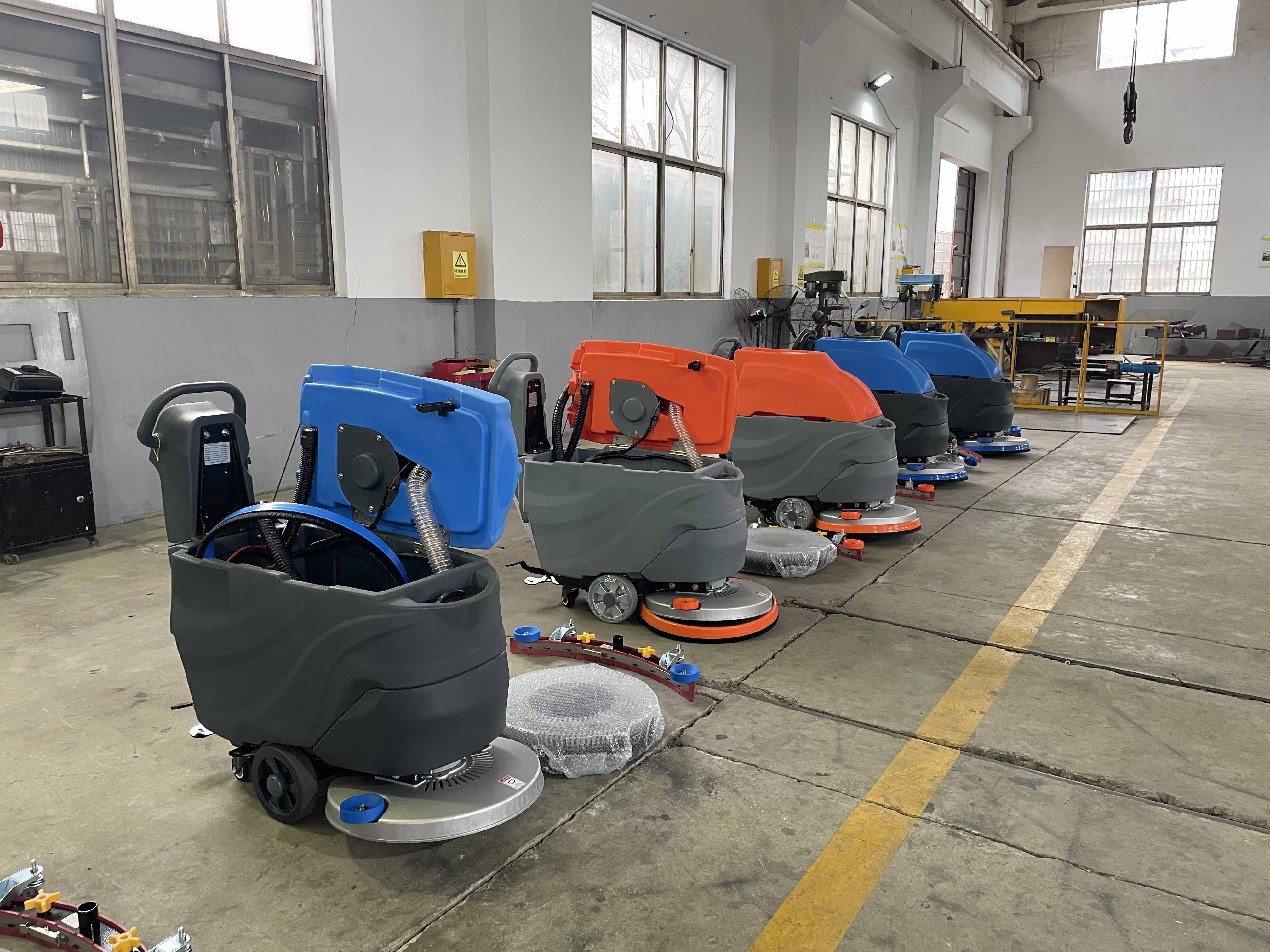 車間清潔利器，車間清掃車助力企業(yè)高效清潔！