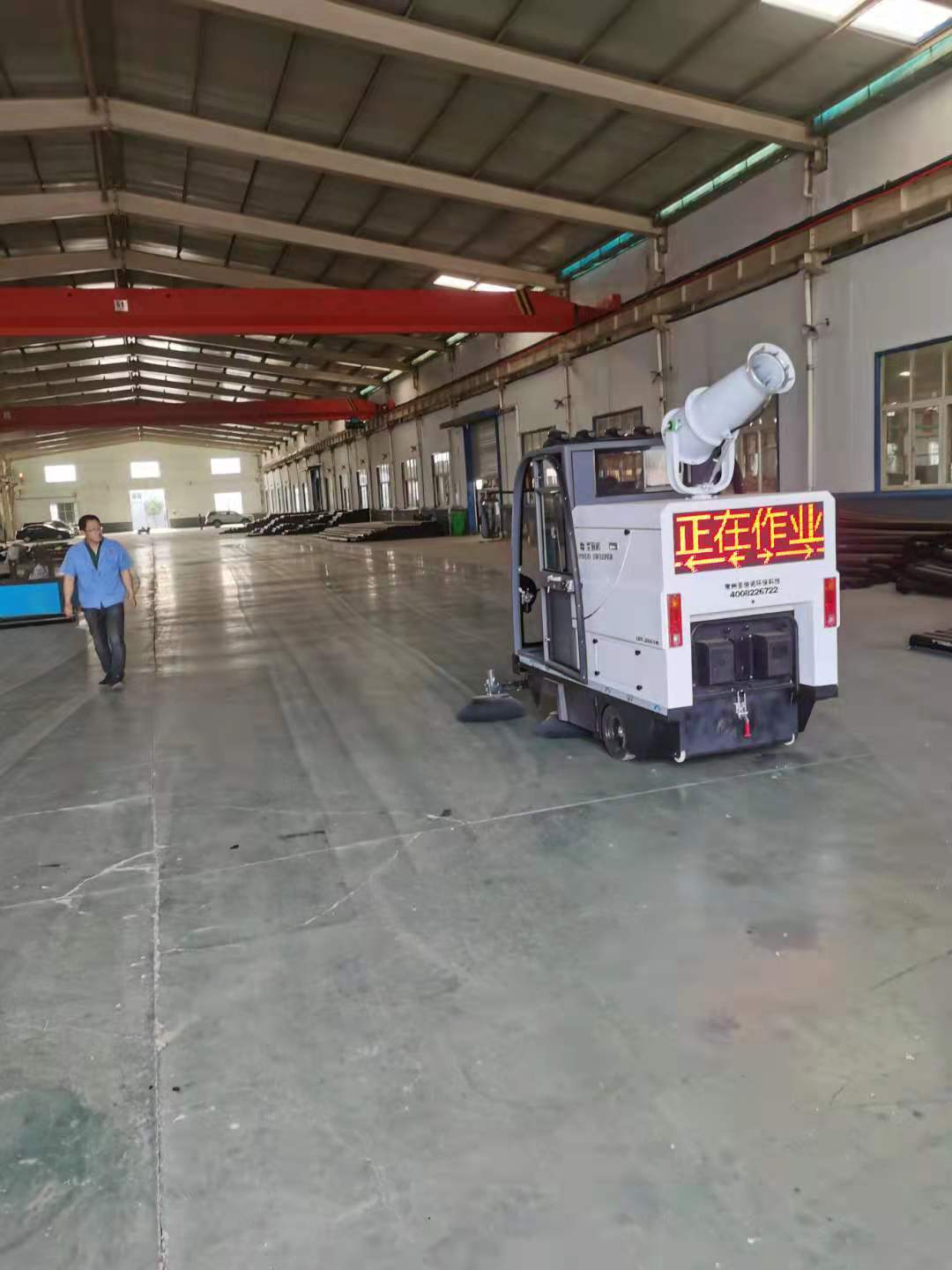 如何高效選擇適合的電動(dòng)清掃車(chē) 