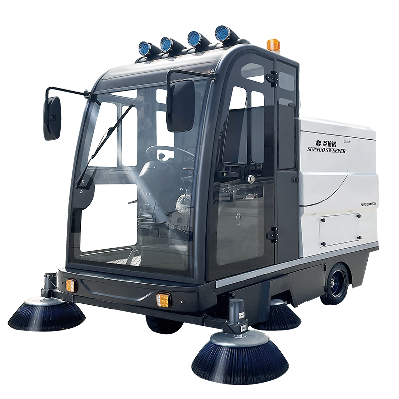 駕駛式掃地車(chē):高效清潔的城市衛(wèi)士 駕駛式掃地車(chē):高效清潔的城市衛(wèi)士
