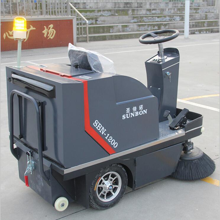 高性價(jià)比的小型工業(yè)掃地機(jī)了解下